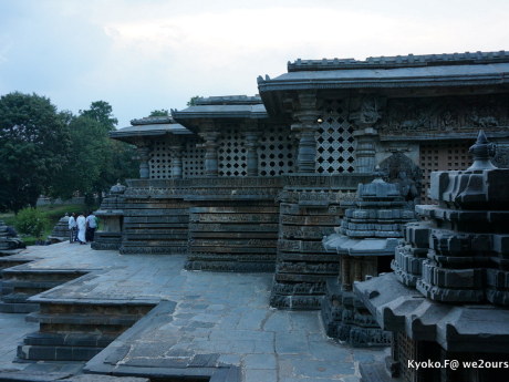 Halebeedu (ハレビドゥ), Hoysaleswara Temple (ホイサレーシュワラ寺院), Karnataka